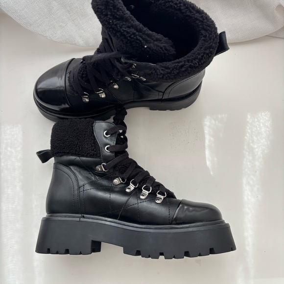 Steve‎ Madden Black Reyen Combat Booties – Sz 8.5 - Picture 4 of 8